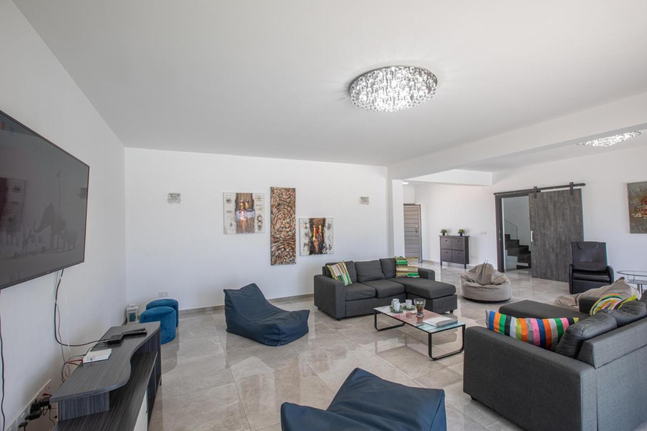 Villa Marylou Protaras Bagian luar foto